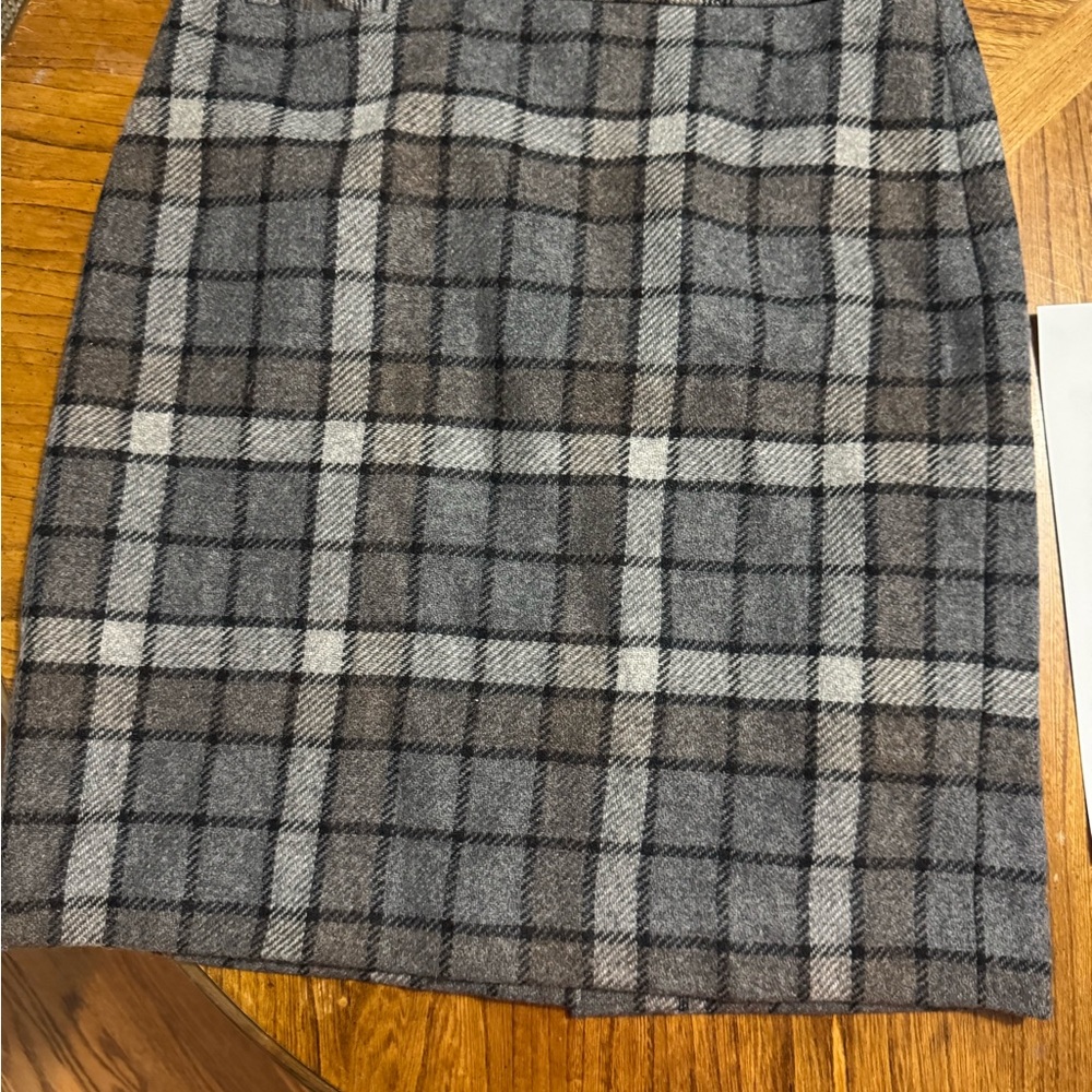 L.L. Bean Gray Plaid Pencil Skirt